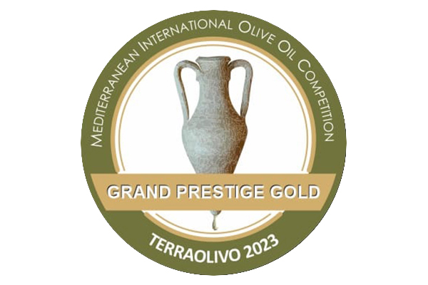 Birsen Hanım Trilye  Sızma Zeytin Yağı Terraolivo Mediterranean IOOC İsrail 2023'te Büyük Prestij Altın Madalyası Kazandı